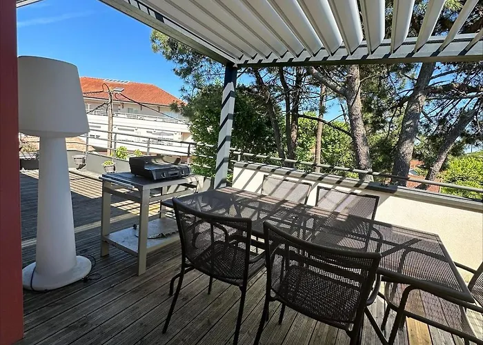 Rooftop Pour 3 Personnes A Les Bains -300 M De La 安德诺莱斯贝恩