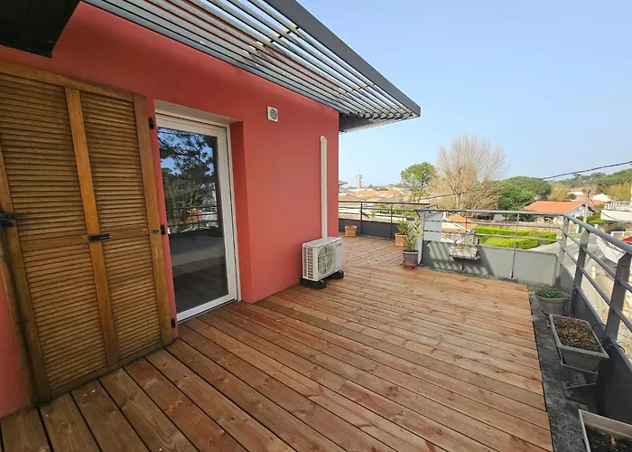 Rooftop Pour 3 Personnes A Les Bains -300 M De La 公寓 *